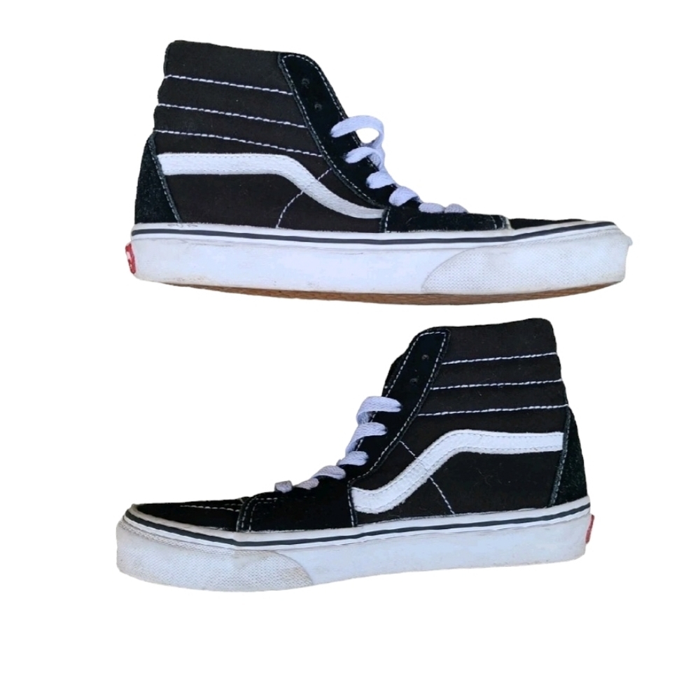 Vans Classic Sk8-Hi Black & White High Top Sneaker Shoes Size Women 6.5